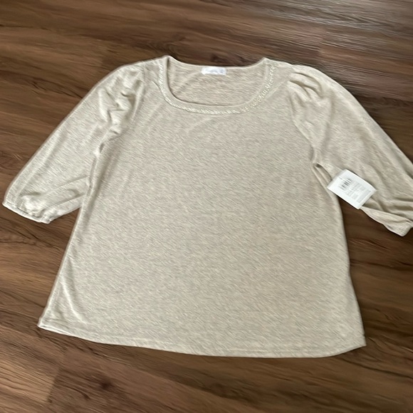 89 TH Madison Women Blouse Size 1X NWT - Picture 1 of 2